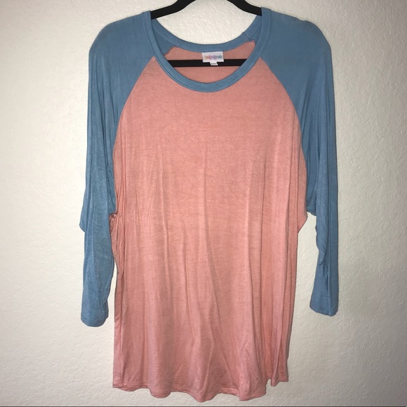 LuLaRoe Tops - LuLaRoe Pink & Blue Randy Top 2X 3/4 Sleeve EUC